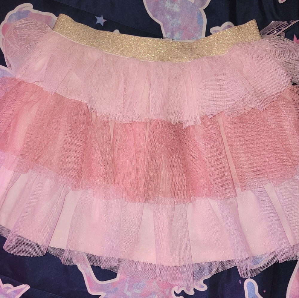 Girl's 5t Pink Layered Skirt (Like New)